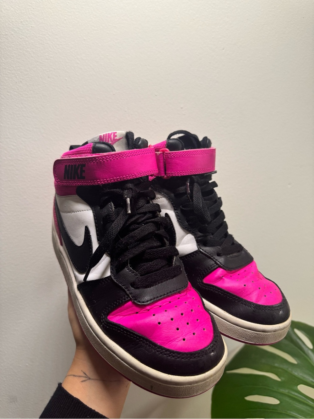 Nike Court Borough Mid 2
